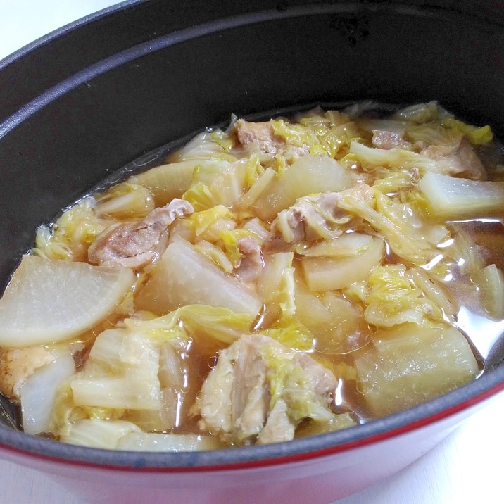 ストウブで 鶏肉と白菜の蒸し煮 レシピ 作り方 By うーころちゃん 楽天レシピ